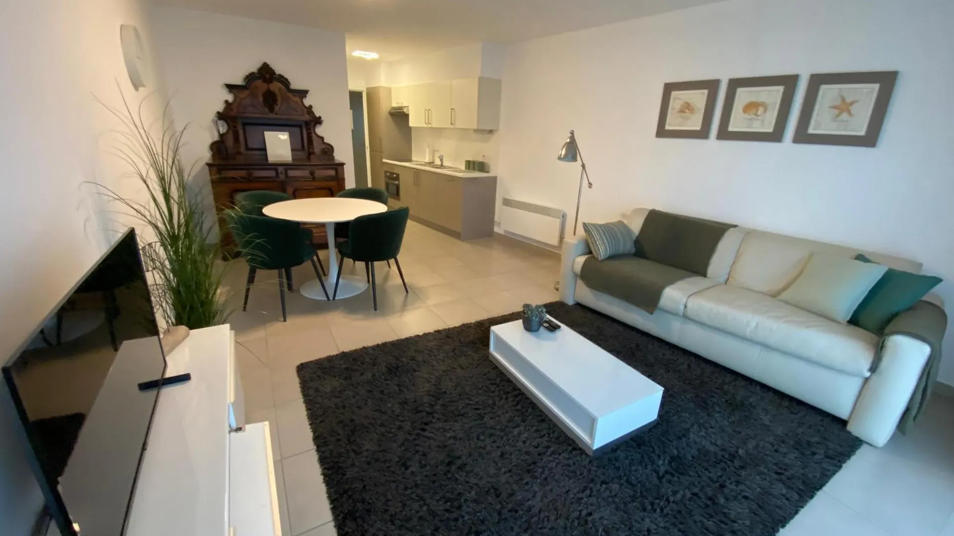 Apartment Gezellig Modern Appartement Met Optie Garagebox En In De Buurt Van Strand, Winkels En Restaurants Ostend